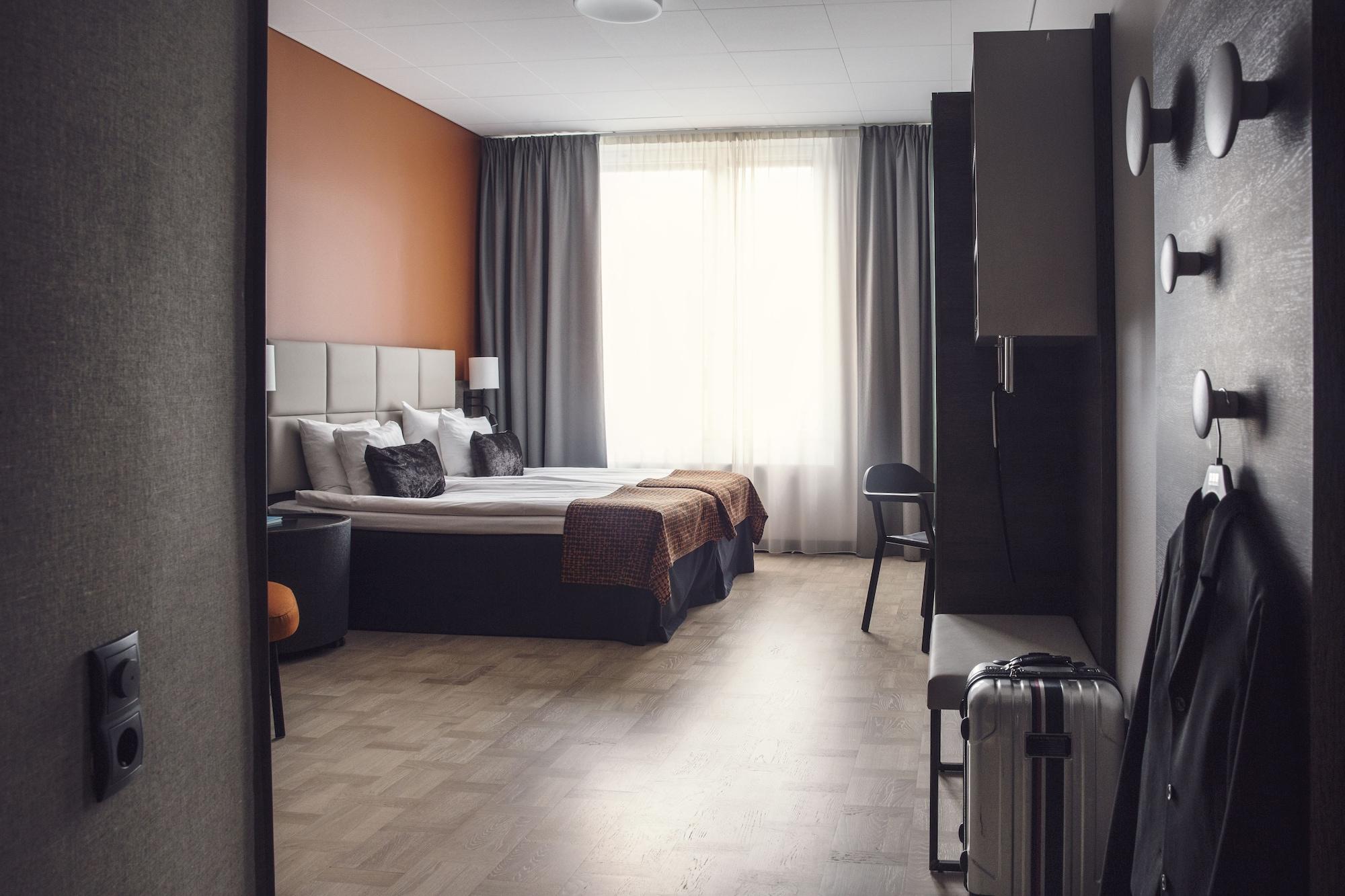 Quality Hotel Winn Ханинге Экстерьер фото