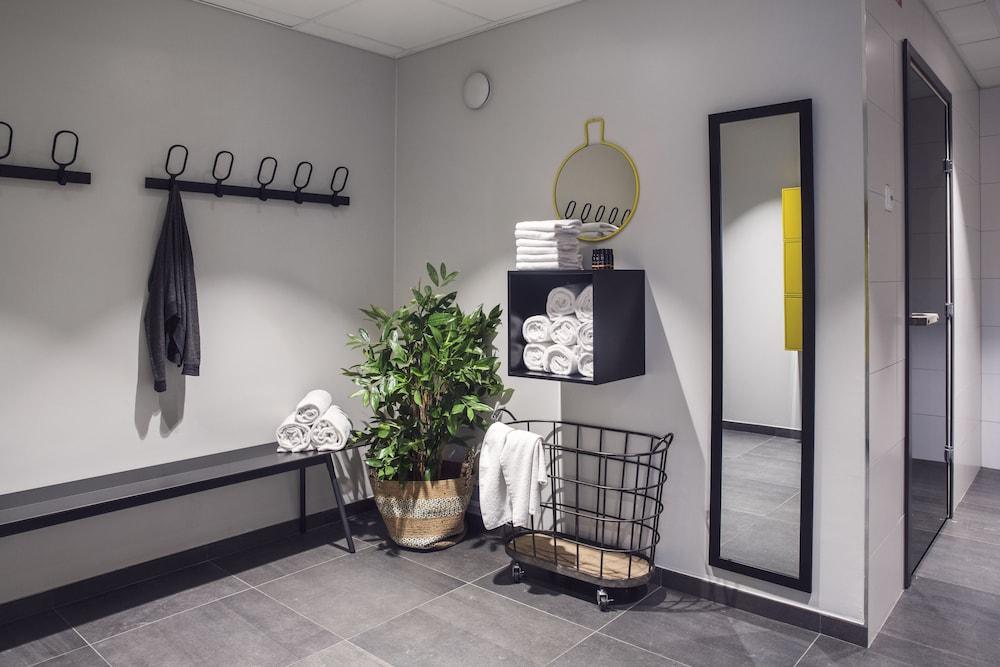Quality Hotel Winn Ханинге Экстерьер фото