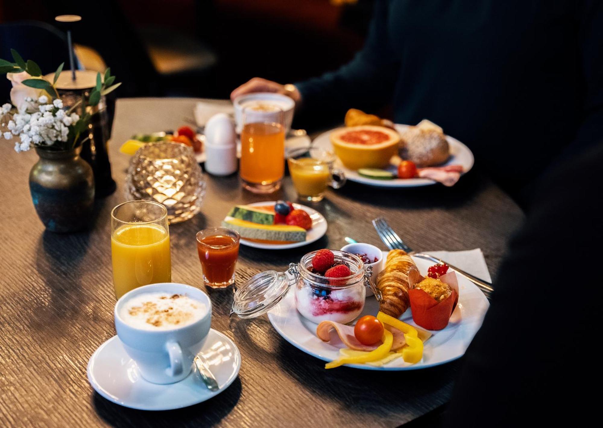 Quality Hotel Winn Ханинге Экстерьер фото