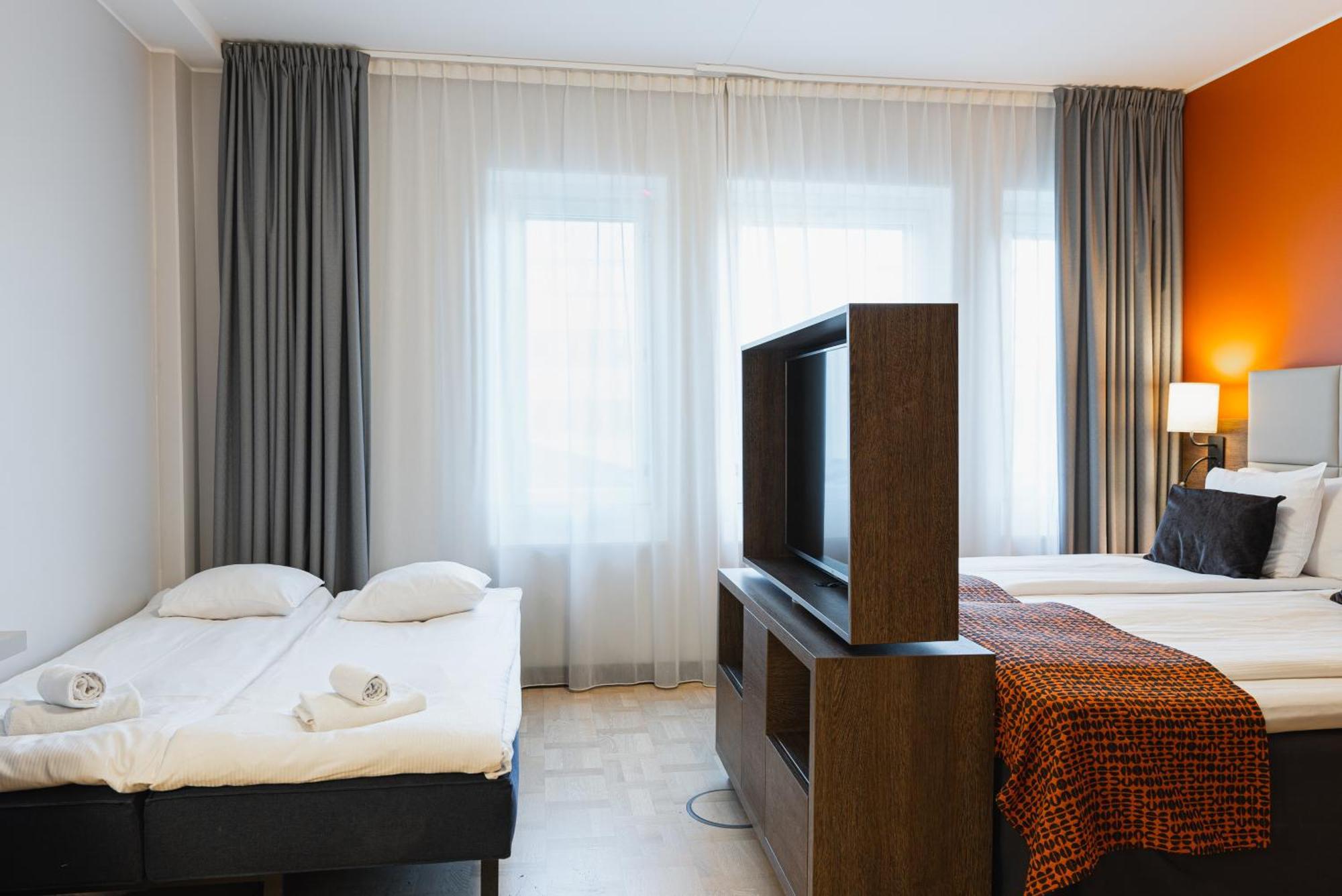 Quality Hotel Winn Ханинге Экстерьер фото