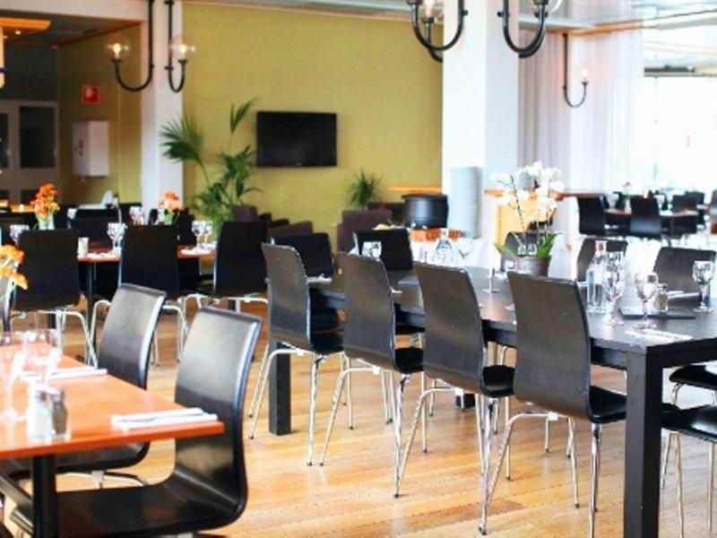 Quality Hotel Winn Ханинге Экстерьер фото