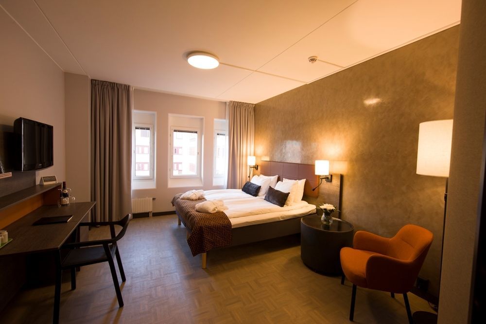 Quality Hotel Winn Ханинге Экстерьер фото