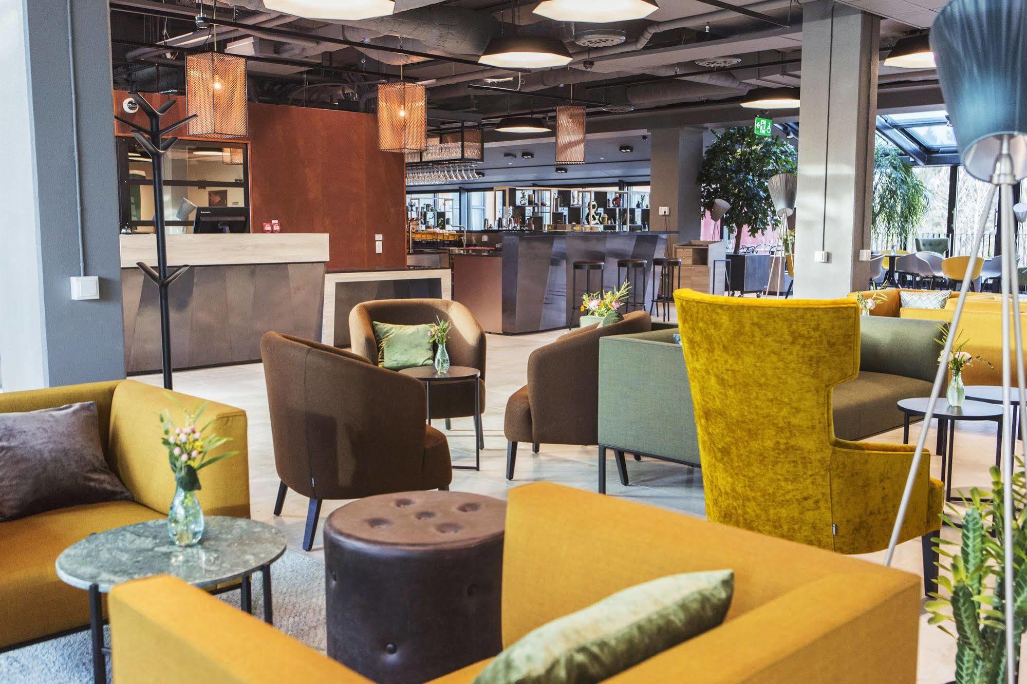 Quality Hotel Winn Ханинге Экстерьер фото